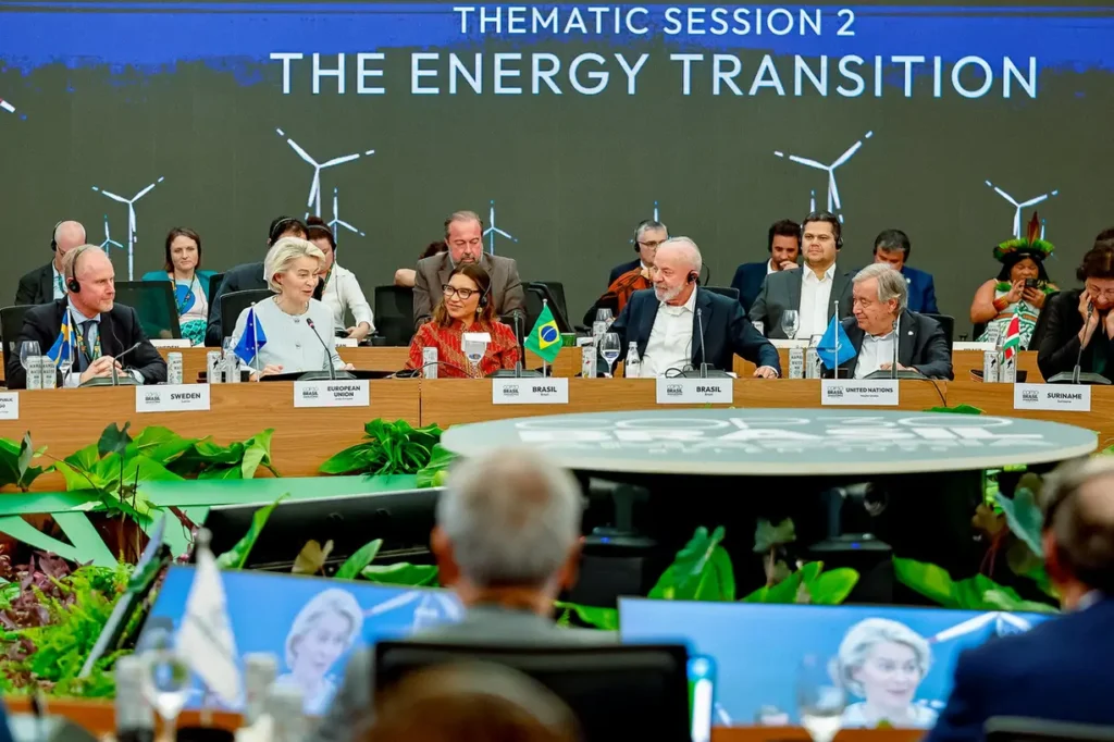 Global leaders and delegates participating in COP30’s thematic session on energy transition in Belém, Brazil
